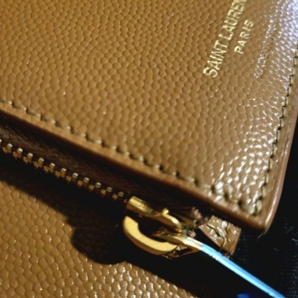 NWT VERY RARE! YSL YVES SAINT LAURENT Monogramme Grain de Poudre Tri-Fold Wallet - Picture 7 of 13